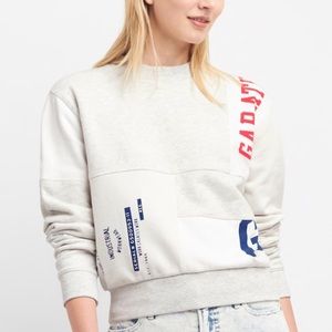 GAP sweatshirt